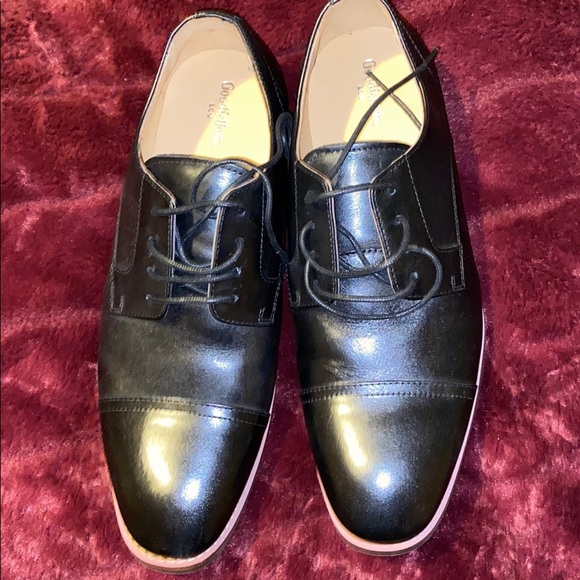 Shoes - Picture 1 of 2